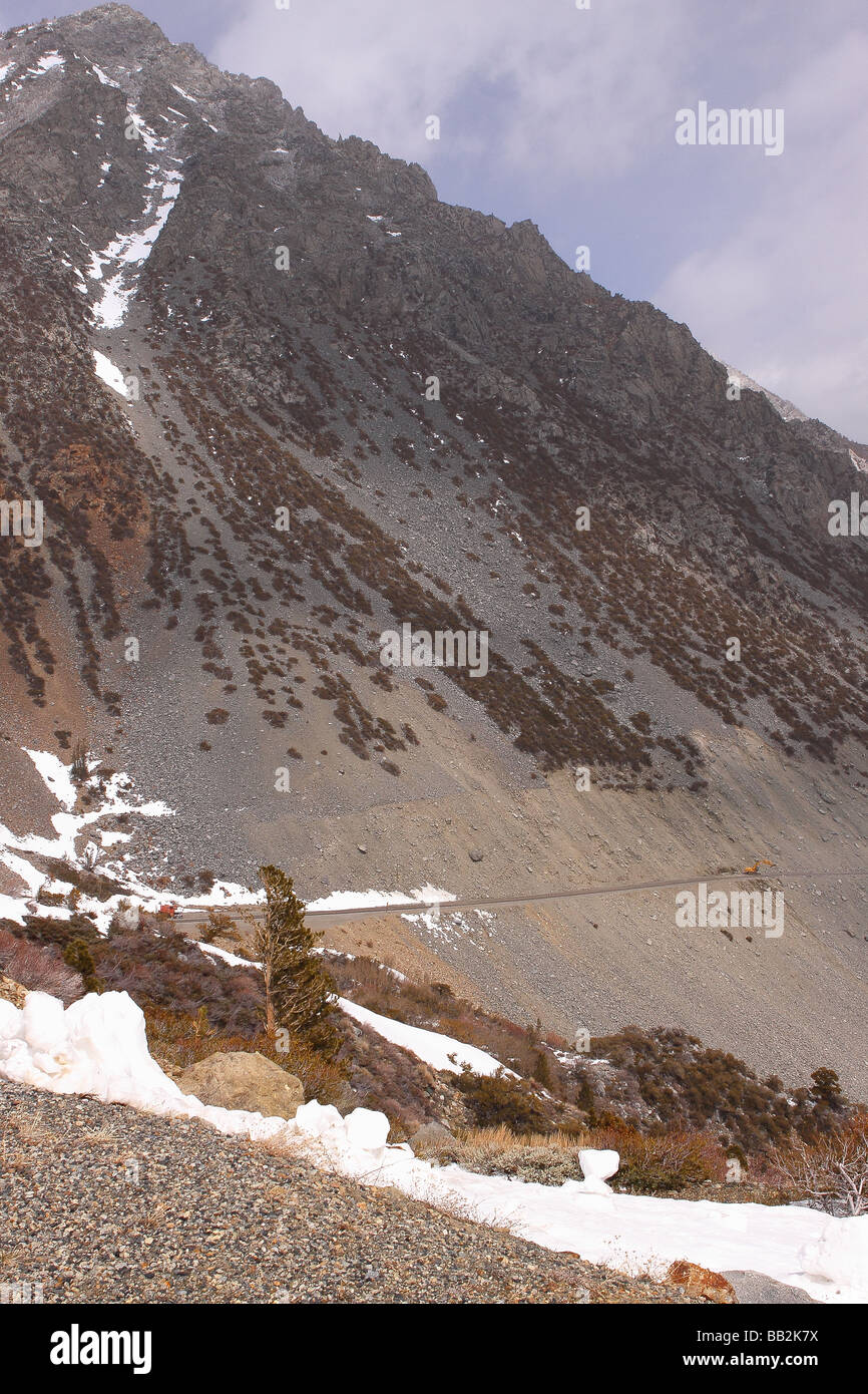 Tioga Pass Hwy 120 road to Yosemite Stock Photo Alamy