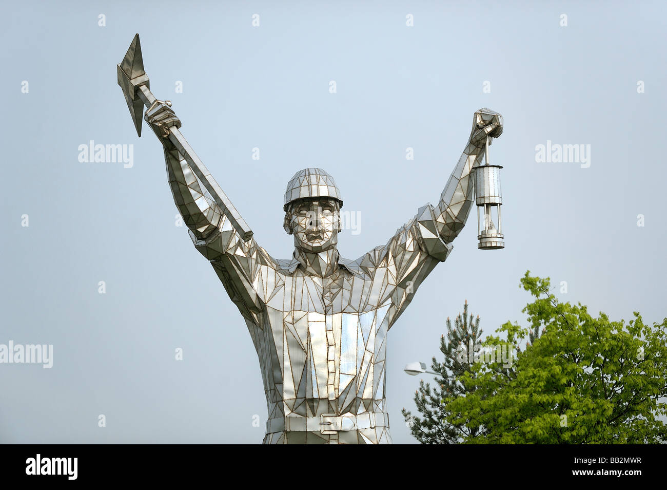 A landmark 30 foot high sculpture of a miner, made by John McKenna in Brownhills High Street. Stock Photo