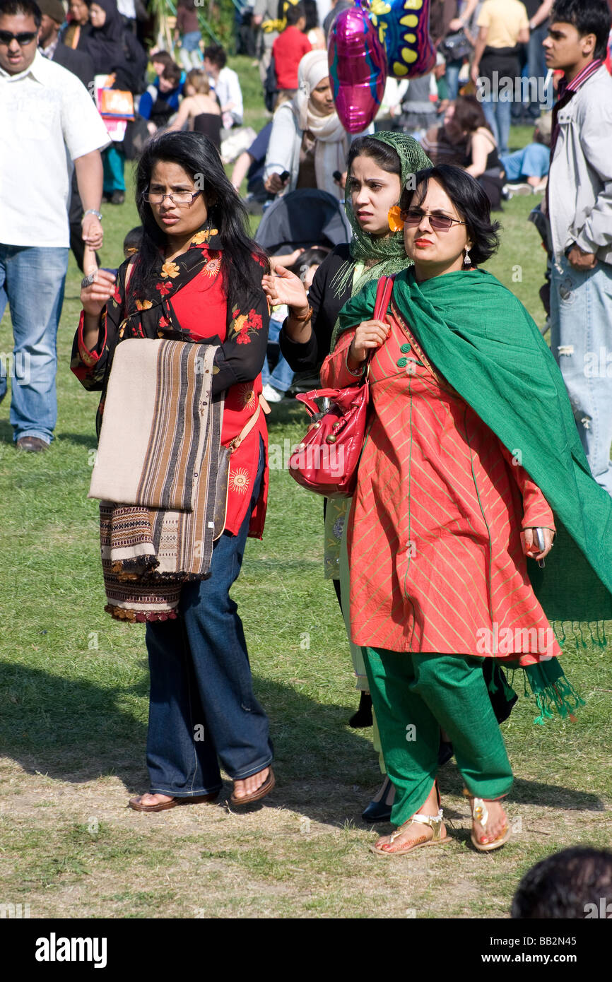 bengali ethnic wear