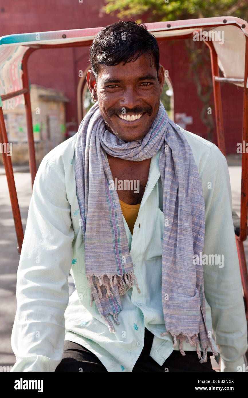 Smiling rickshaw driver hi-res stock photography and images - Alamy