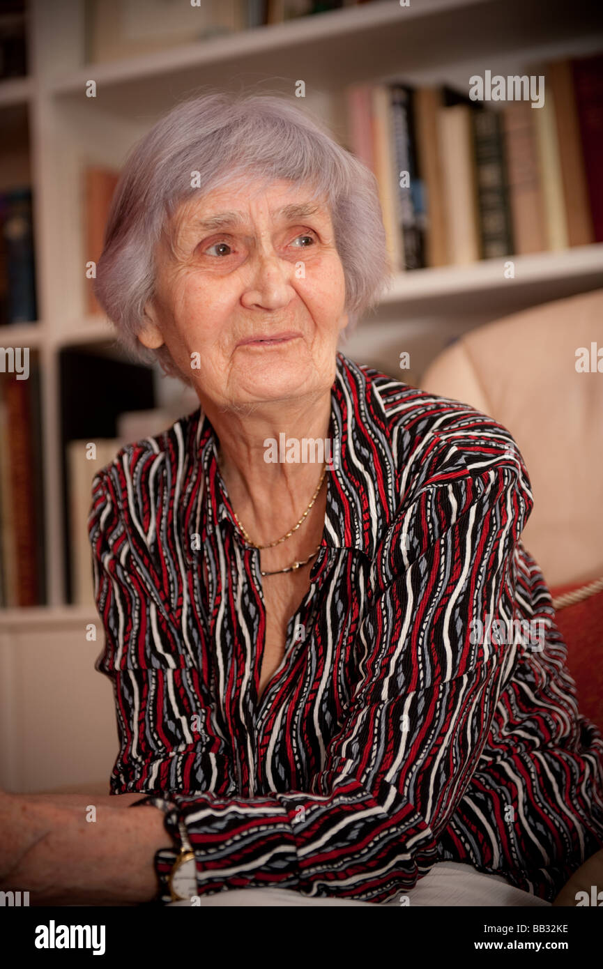90 year old MARGARET JONES welsh woman artist and illustrator in her home in Aberystwyth 2009 Stock Photo