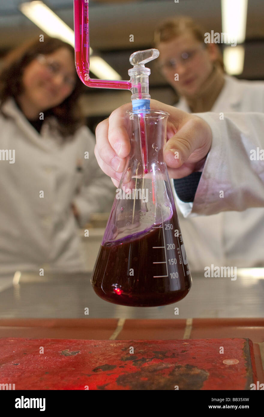 Chemical laboratory worker at Henkel AG Duesseldorf Stock Photo