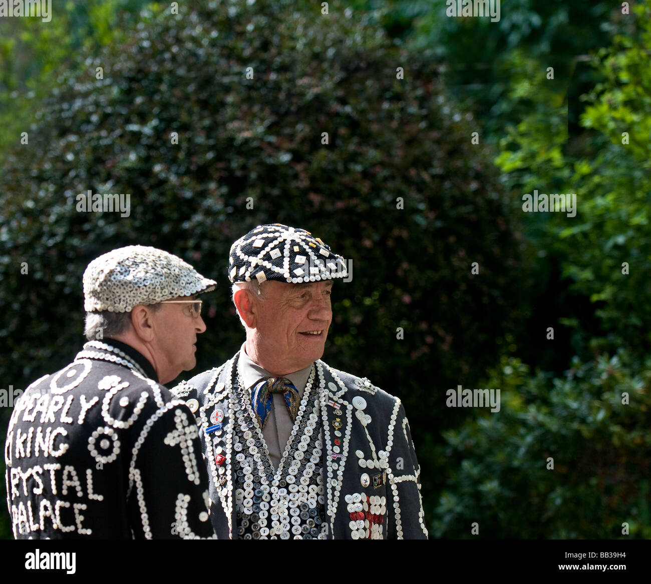 The Pearly King of Highgate talking to the Pearly King of Crystal Palace in London.  Photo by Gordon Scammell Stock Photo