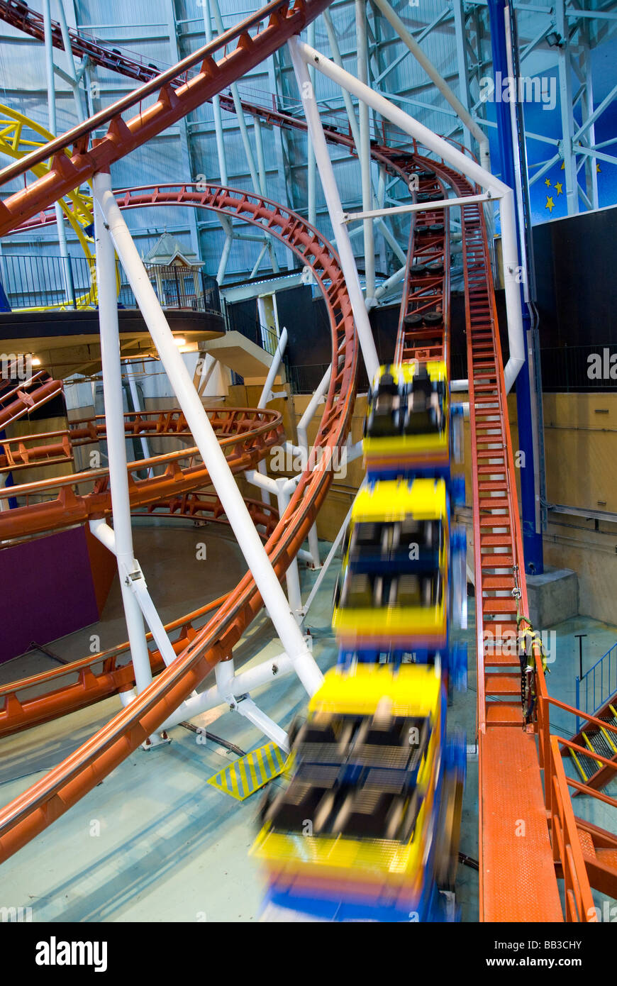 Mall Roller Coaster High Resolution Stock Photography And Images Alamy Mall Roller Coaster High Resolution Stock Photography And Images Alamy