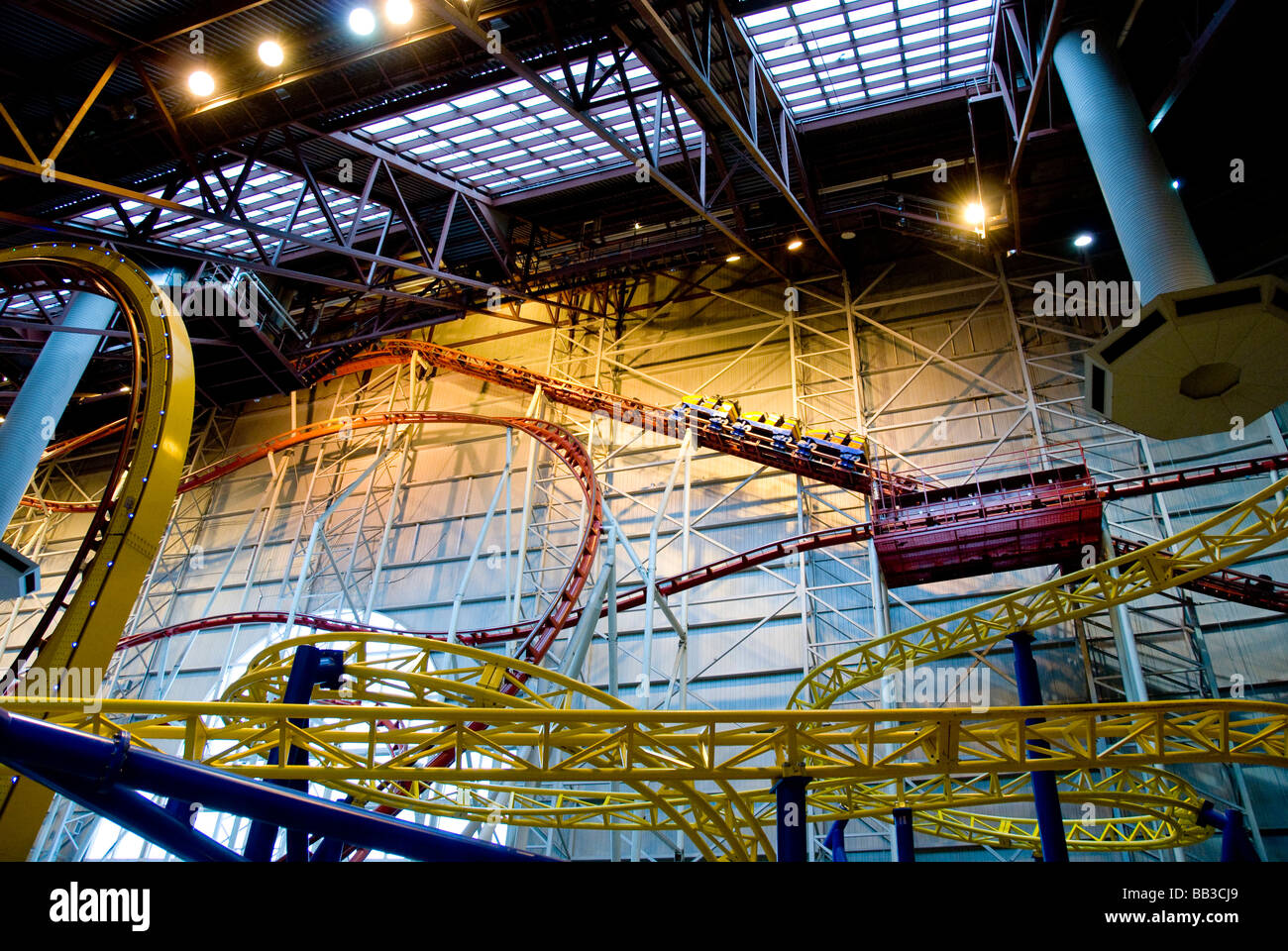 Mall Roller Coaster High Resolution Stock Photography And Images Alamy Mall Roller Coaster High Resolution Stock Photography And Images Alamy