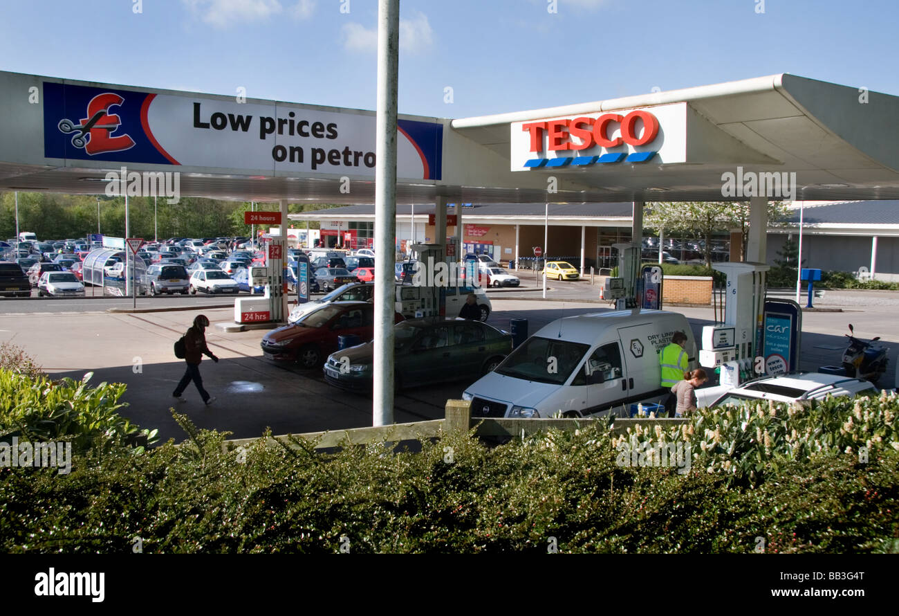 Tesco Petrol station and superstore, Midsomer Norton, UK Stock Photo