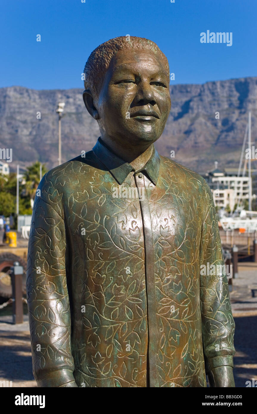Statue of Nelson Mandela at the Victoria & Alfred Waterfront, Cape Town