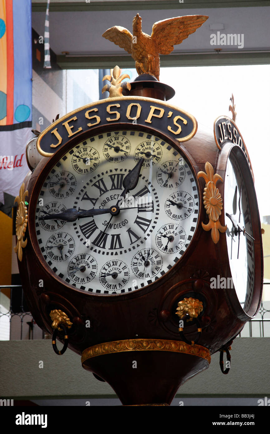 Jessops clock hires stock photography and images Alamy