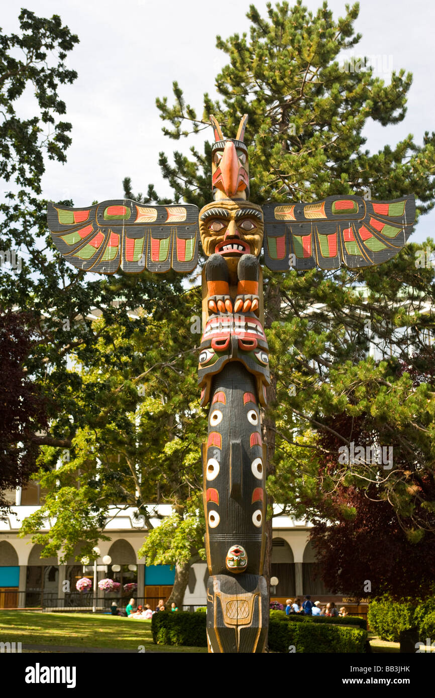 CANADA, British Columbia, Victoria. Thunderbird Park Stock Photo - Alamy