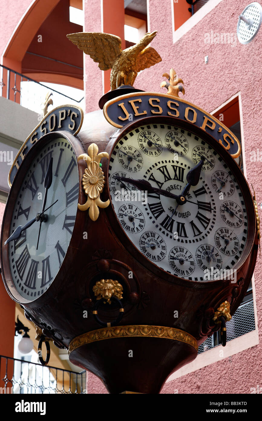 jessop's clock completed in 1907 which tells the time in principle locations around the world in