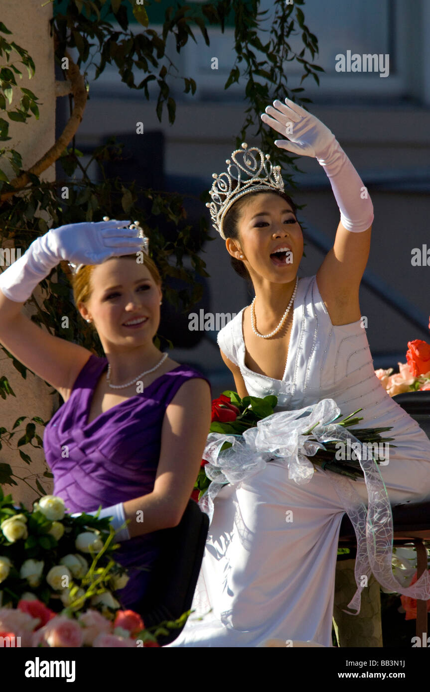 California, Pasadena. 2009 Tournament of Roses, Rose Parade. Rose Queen