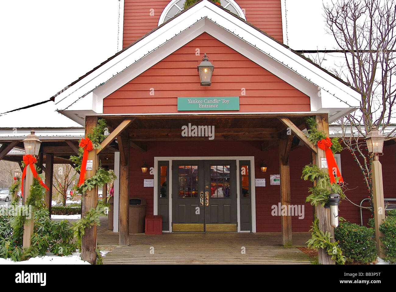 Yankee candle, south deerfield hires stock photography and images Alamy