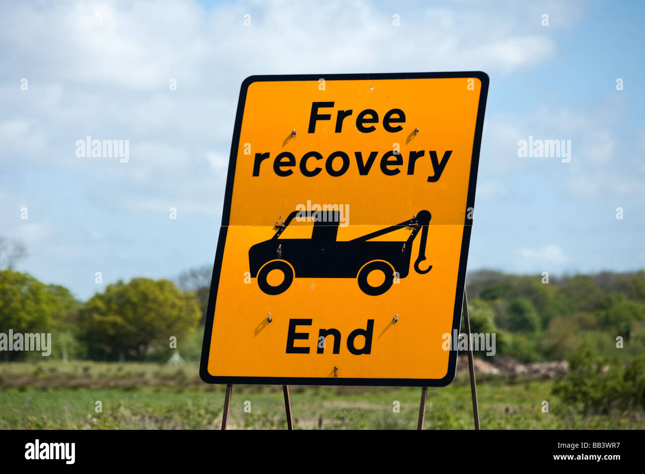 Motorway roadworks free breakdown recovery ends sign UK Stock Photo