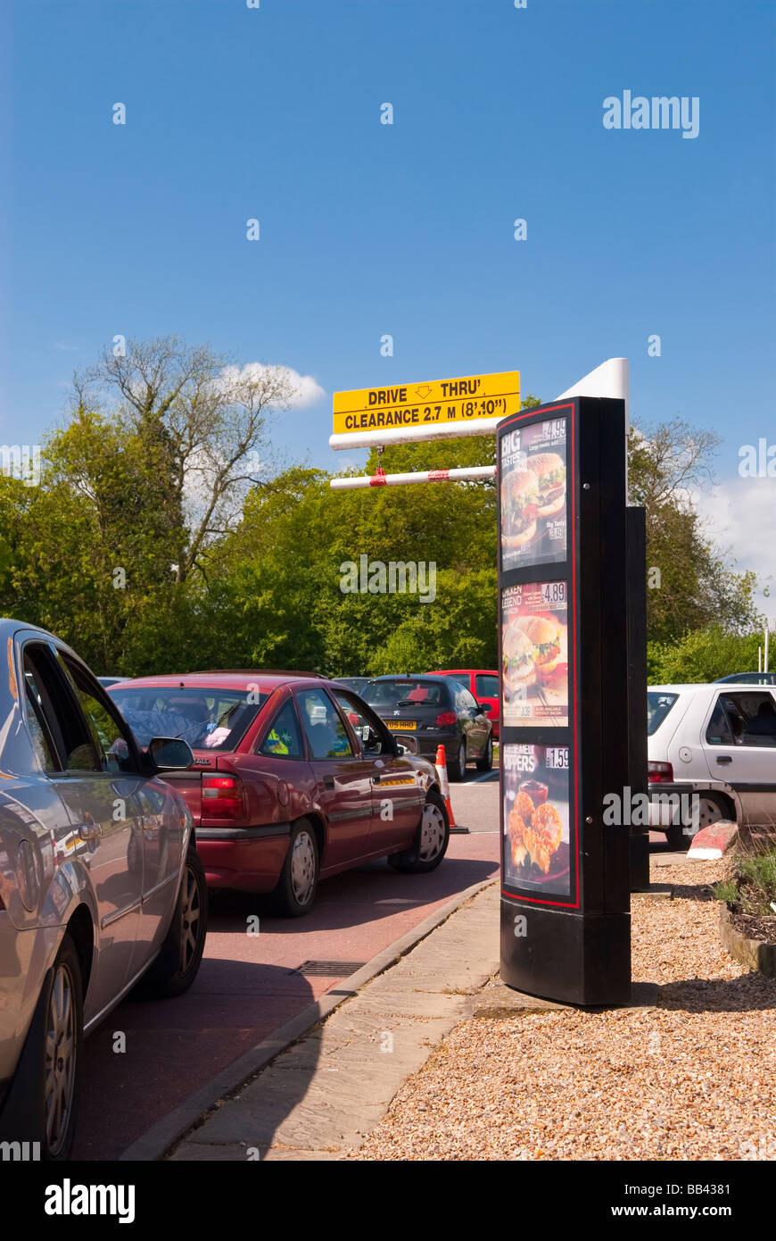 Mcdonalds macdonalds drive thru through hi-res stock photography and ...