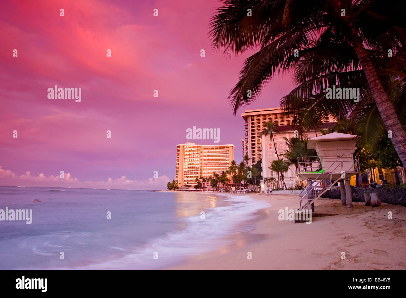 Hawaii palm tree sunrise hi-res stock photography and images - Alamy