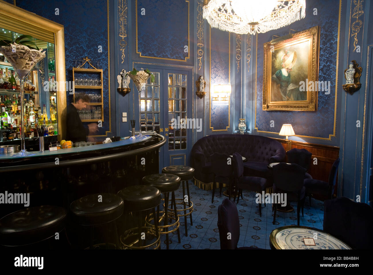 The elegant Blaue Bar at Hotel Sacher, Vienna, Austria Stock Photo Alamy