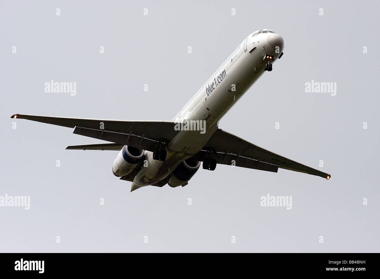 Blue1 McDonnell Douglas MD 90 30 on landing approach London Heathrow Stock Photo