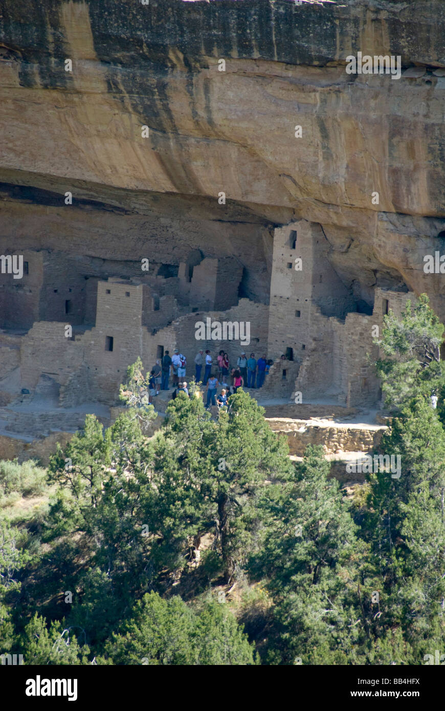 Colorado, Mesa Verde National Park. Sun Point View pull out, Cliff Palace ruins. Stock Photo