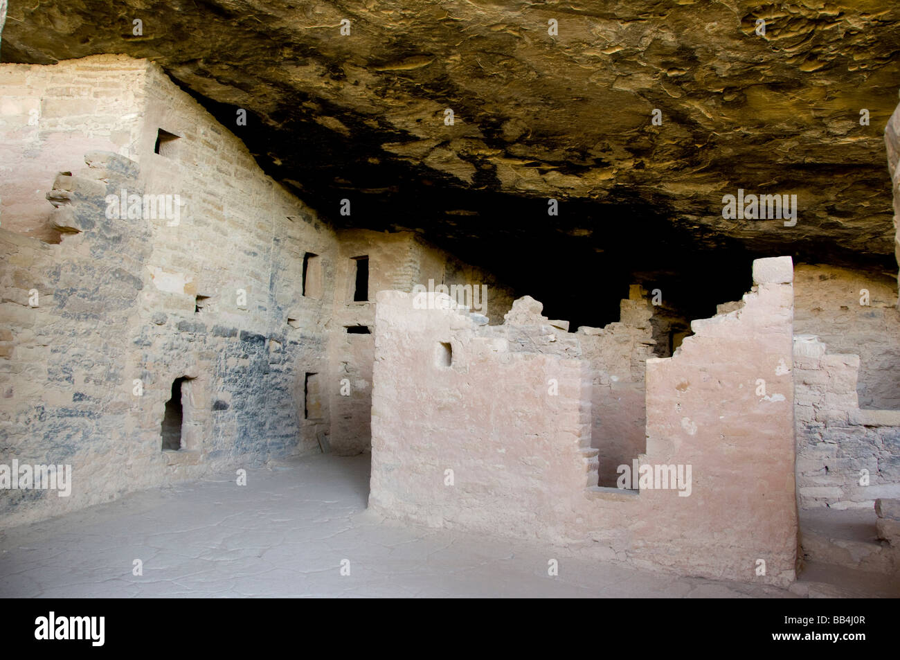 Colorado, Mesa Verde National Park. Spruce Tree House ruins Stock Photo ...