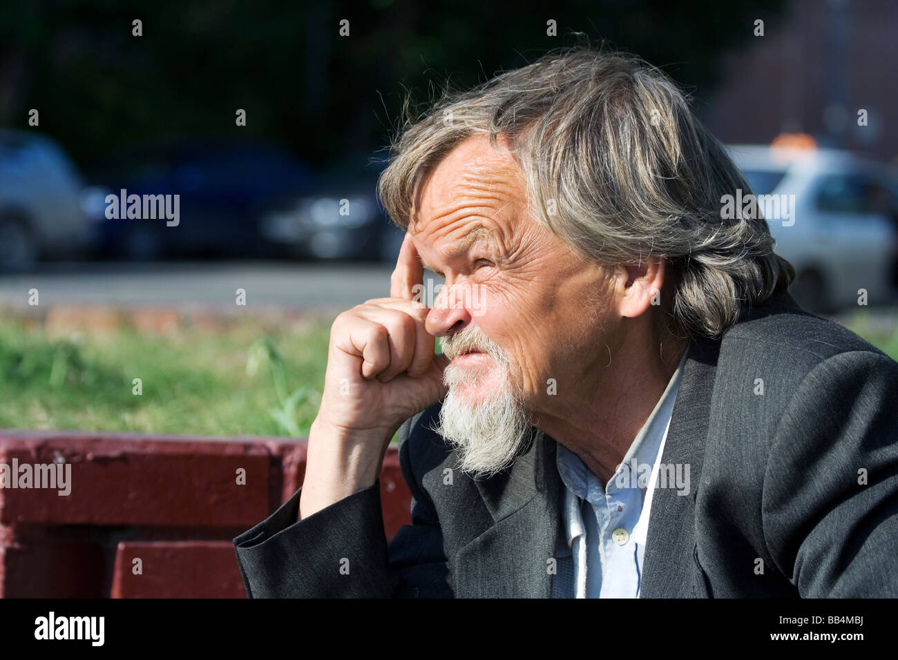 Sad old man Stock Photo - Alamy