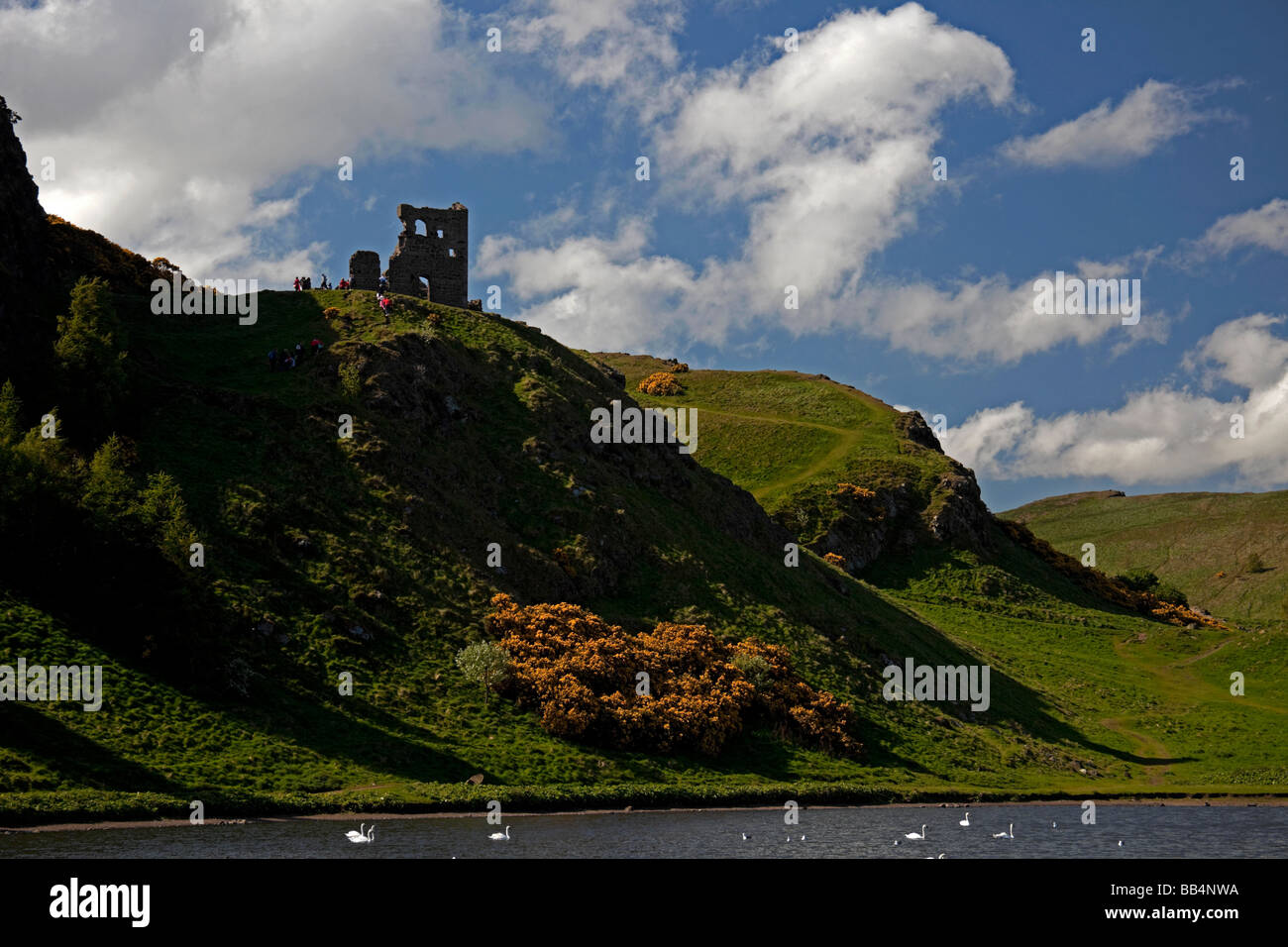 St Margaret's Loch, Holyrood Park, Edinburgh, Scotland UK with St Anthony's Chapel in background Stock Photo