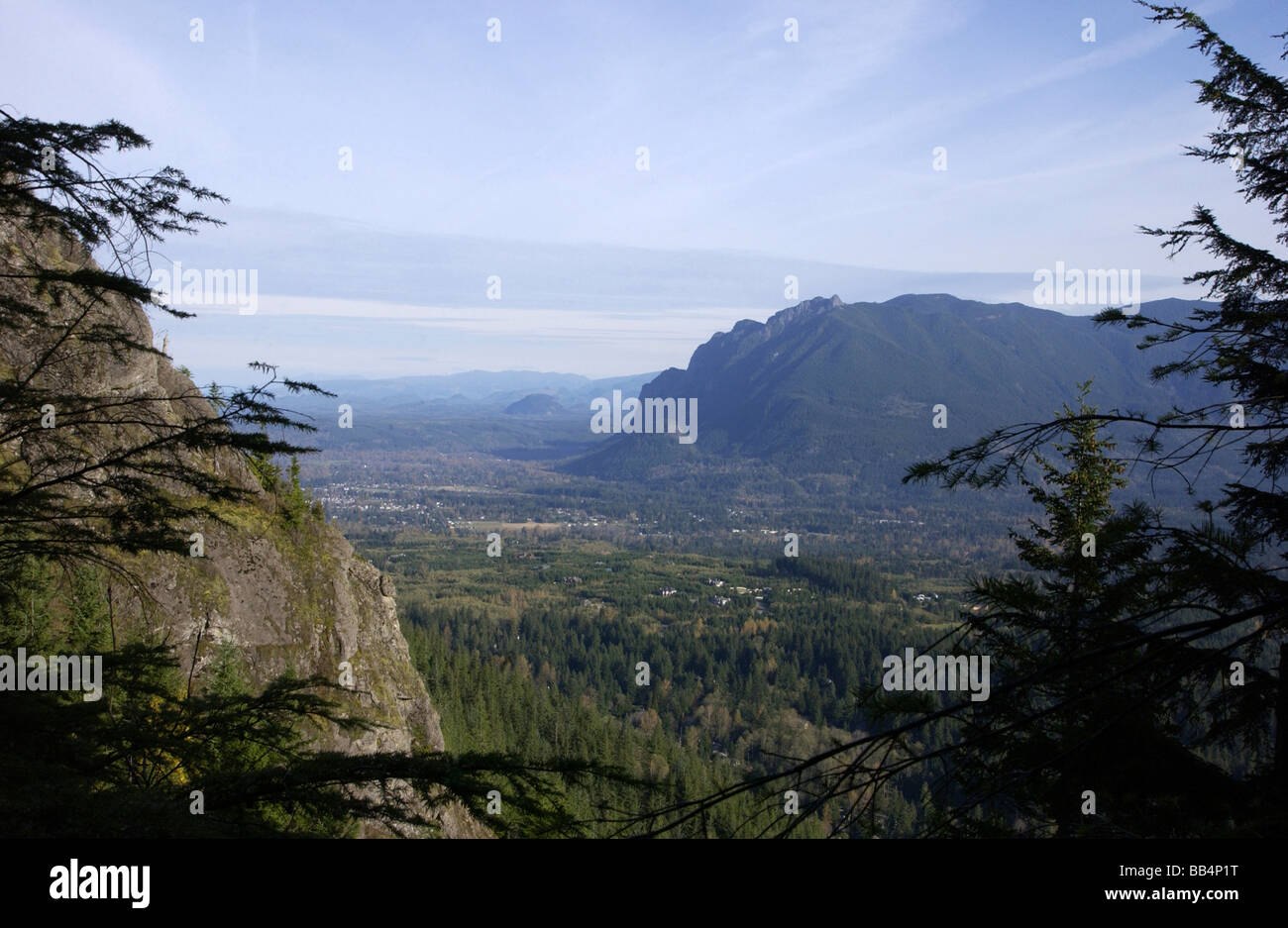 USA, Washington State, North Bend, View from Rattlesnake Ridge of Mt