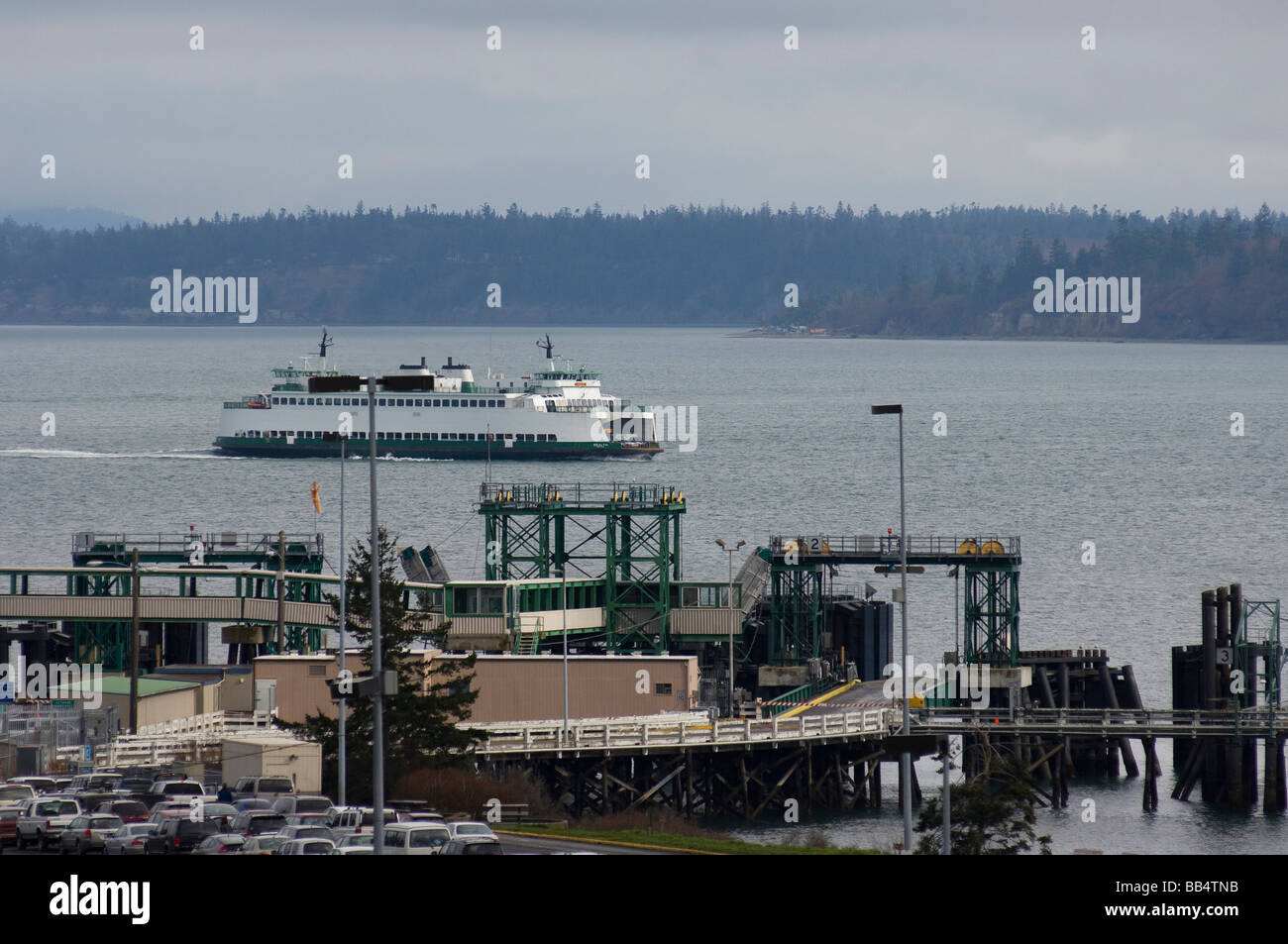 Anacortes, Washington. The ferry to the San Juan Islands pulls in to ...