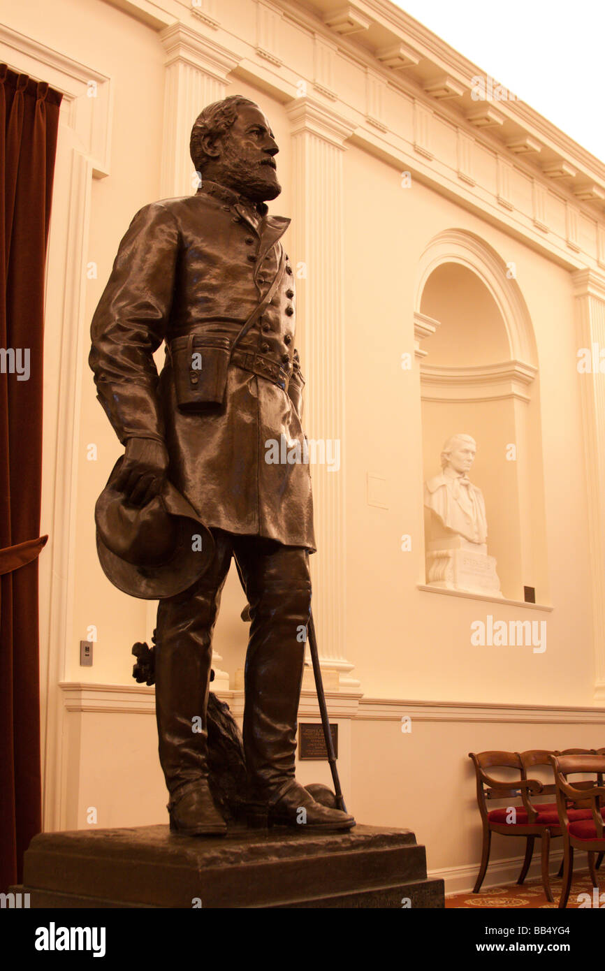 Old House Chamber, statue of Robert E Lee, Virginia capitol, Richmond Virginia Stock Photo Alamy