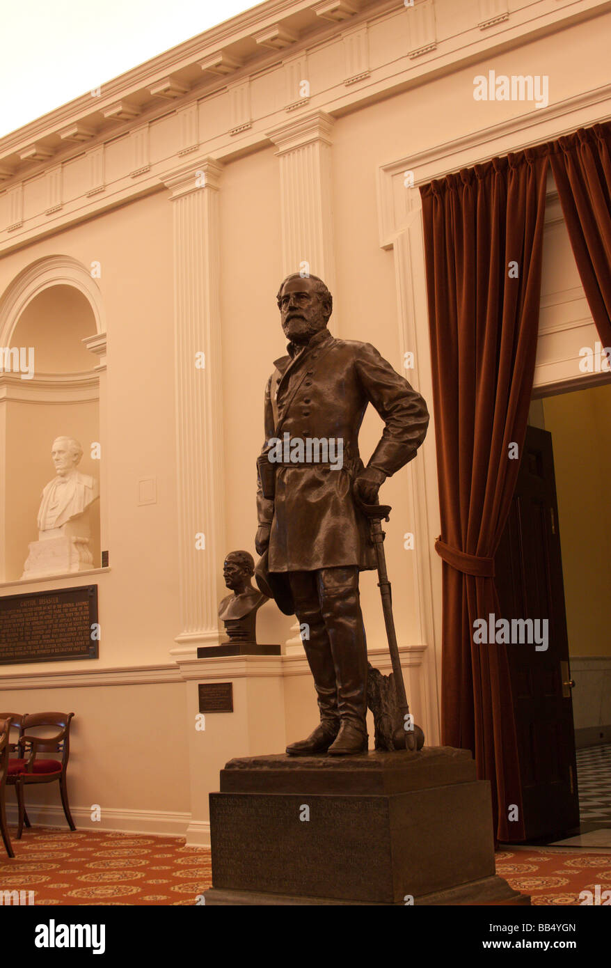 Old House Chamber, statue of Robert E Lee, Virginia capitol, Richmond Virginia Stock Photo Alamy