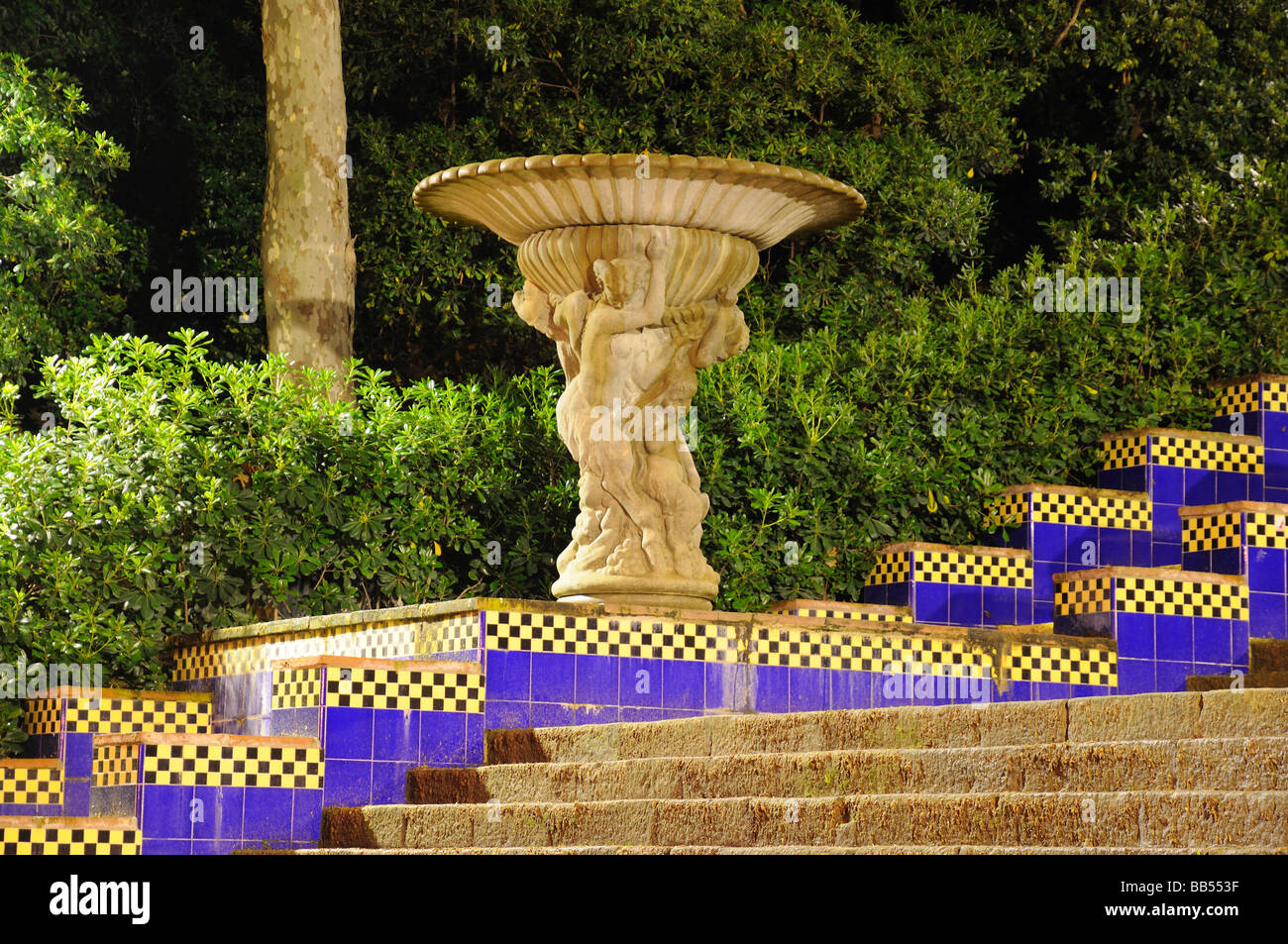 Statue in park Montjuic at night, Barcelona Spain Stock Photo - Alamy