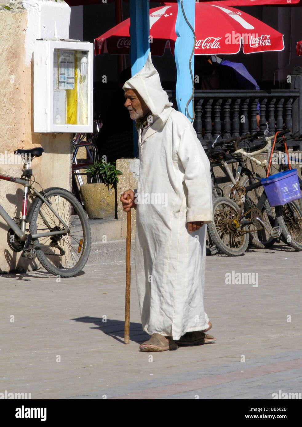 old man walking with cane Stock Photo - Alamy