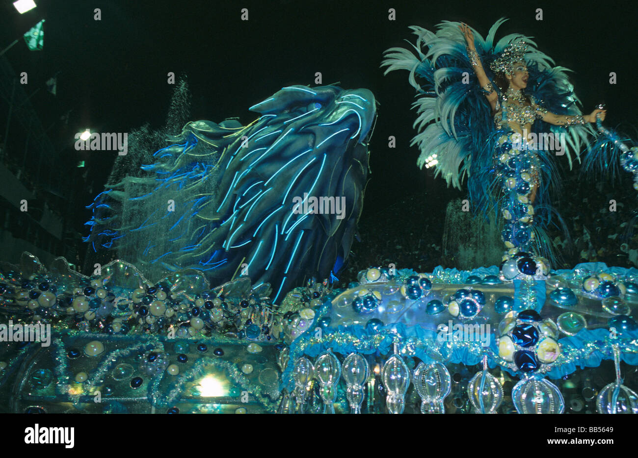 Rio carnival float hi-res stock photography and images - Alamy
