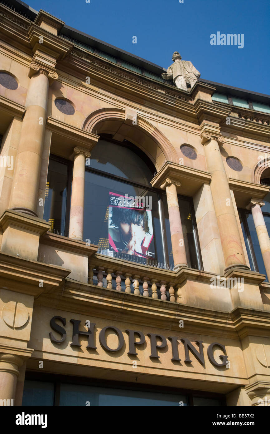 Shopping centre harrogate hires stock photography and images Alamy