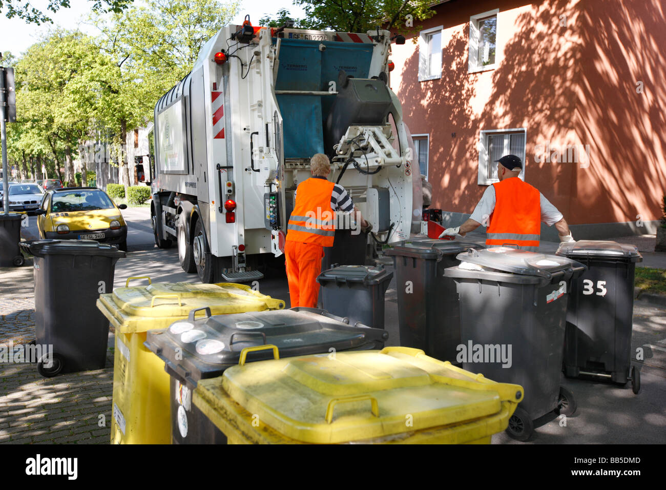 Waste disposal,domestic refuse collection, Gelsenkirchen, Deutschland