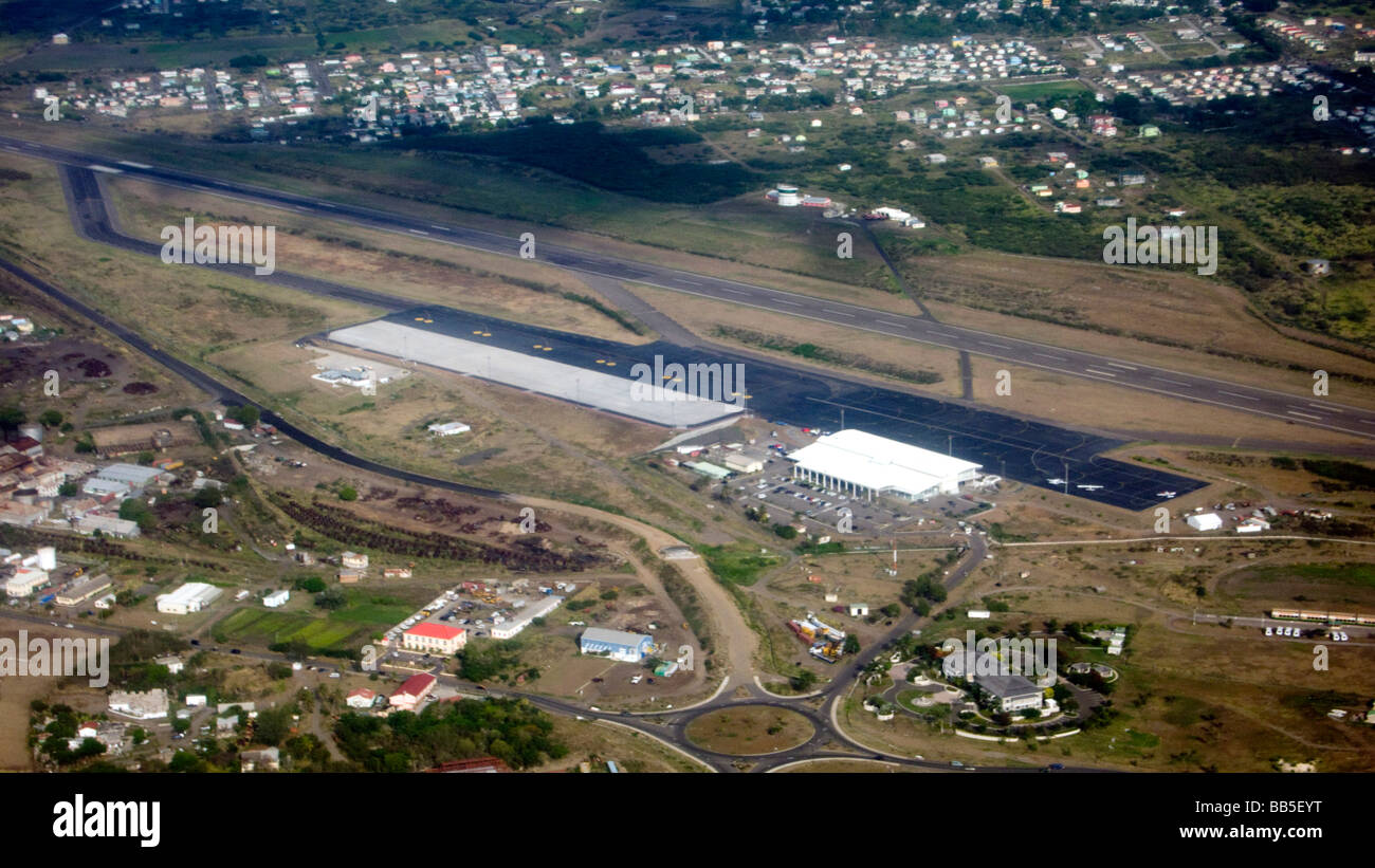 Nevis st kitts nevis airport hires stock photography and images Alamy