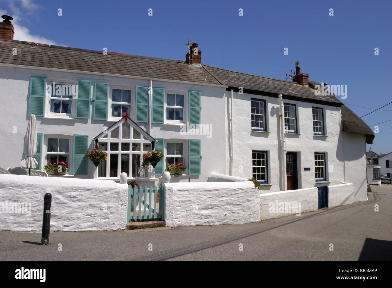 White washed cottages, Cornwall, UK Stock Photo