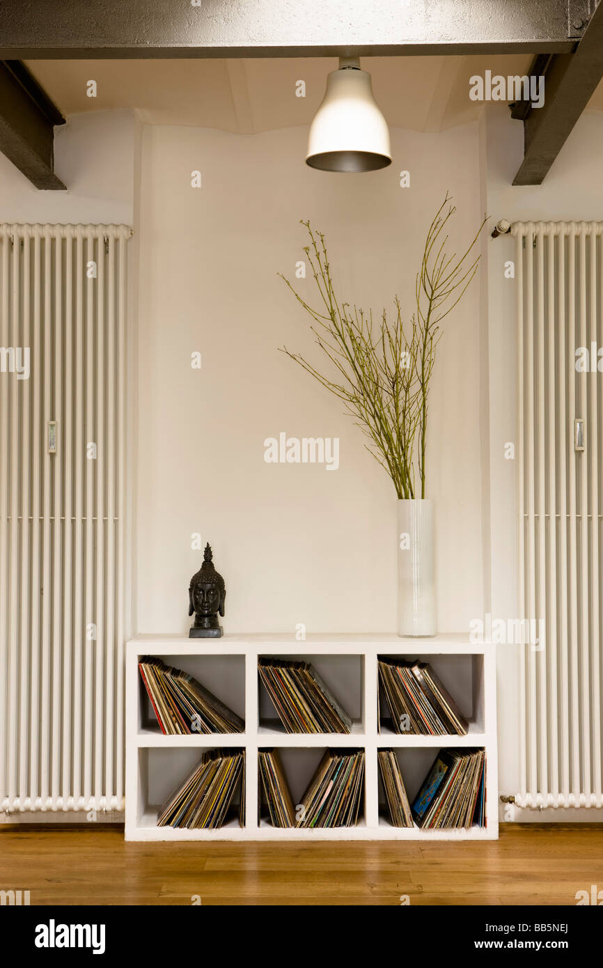 Group showcase hi-res stock photography and images - Alamy