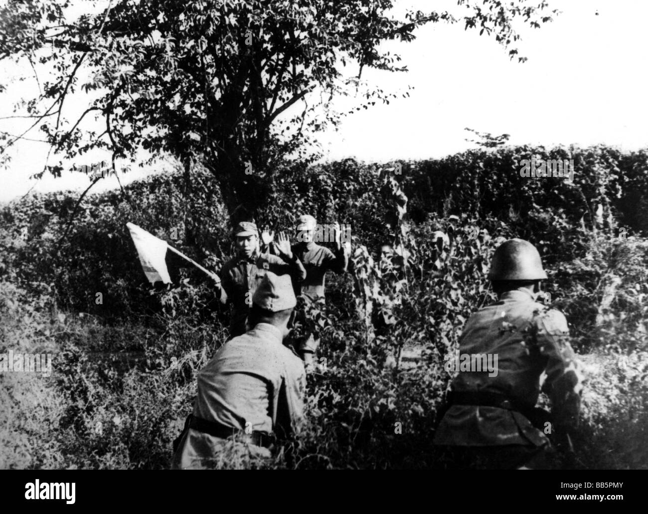 Second Sino-Japanese War, 1937 - 1945, surrender of Chinese soldiers, 3.10.1938, Japan, Asia, historic, historical, 20th century, 1900s, military, prisoners of war, white flag, people, 1930s, Stock Photo