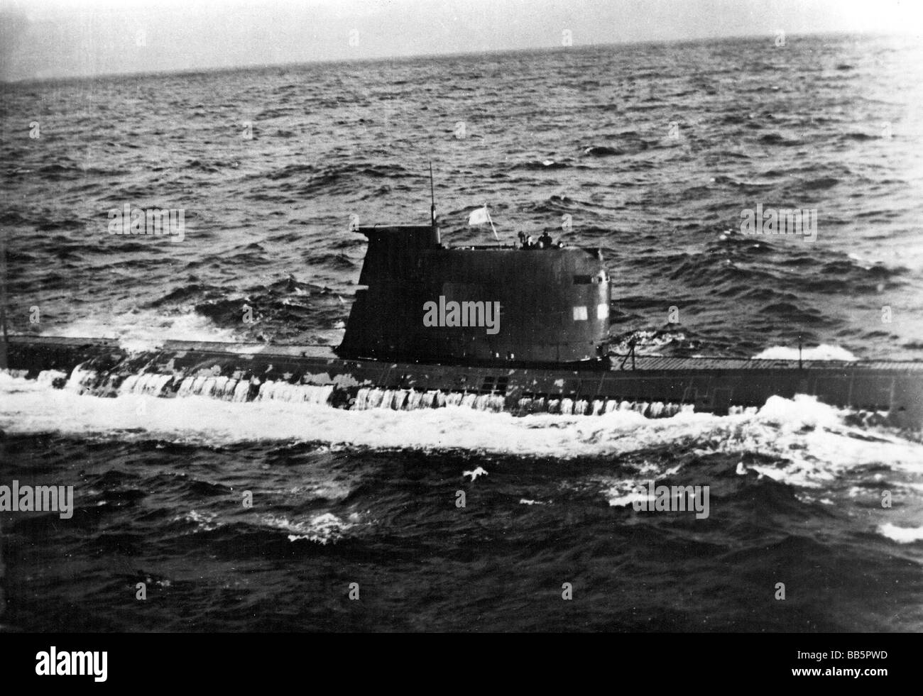 geography / travel, Russia, military, soviet submarine 'Flying Red Star' on the way to Cuba, 'Cuba Missile Crisis' 22. - 27.10.1962, Stock Photo