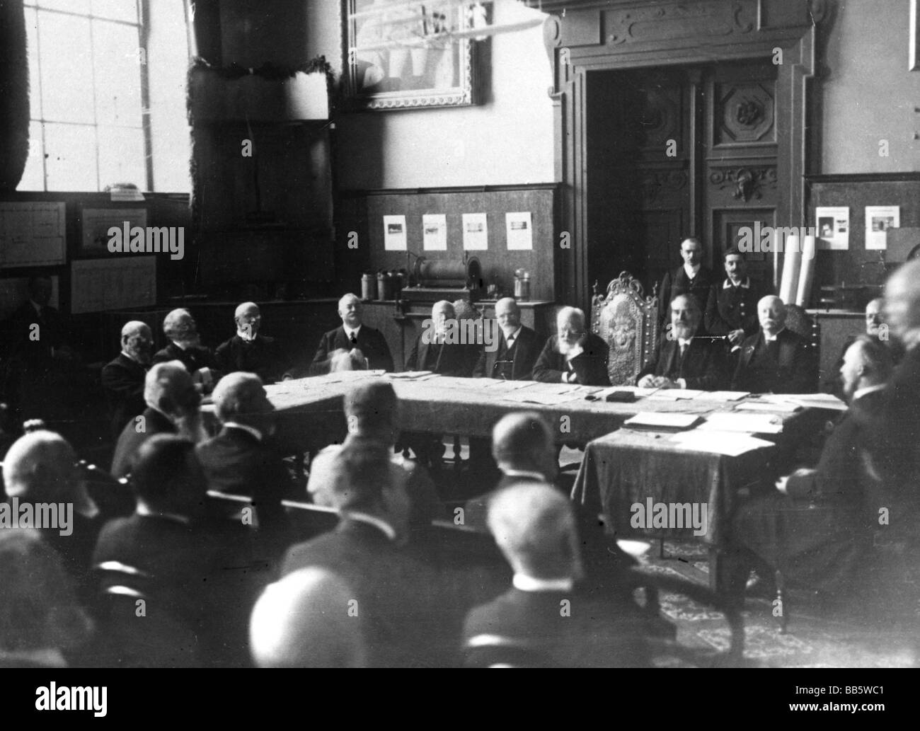 Louis III., 7.1.1845 - 18.10.1921, King of Bavaria 5.11.1913 - 8.11.1918, at 10th meeting of the board of the Deutsches Museum, Muinch, 1913, , Stock Photo