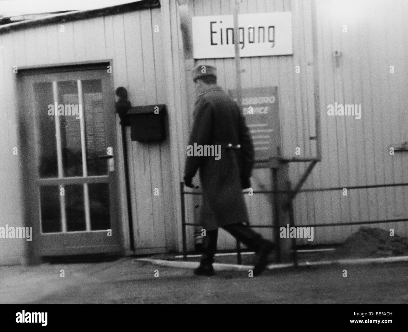 geography / travel, Germany, Inner German Border, Lauenburg / Horst, border crossing, barack, 30.3.1971, Stock Photo