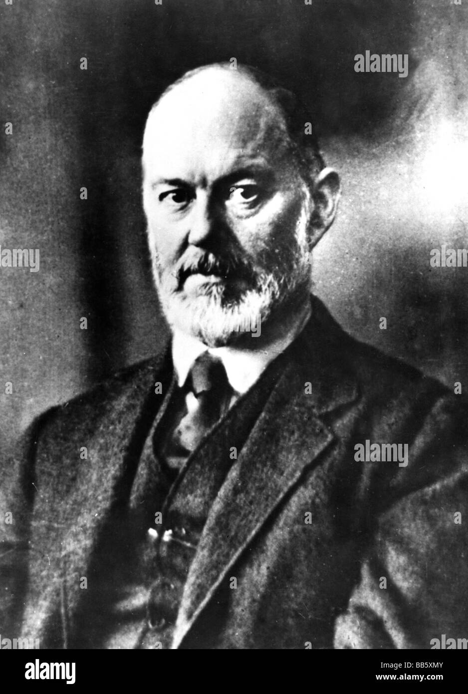 Frederick Henry Royce, 27.3.1863 - 22.4.1933, British pioneering car  manufacturer, founded the "Rolls-Royce" company together with Charles  Stewart Rolls, portrait, 1930s Stock Photo - Alamy