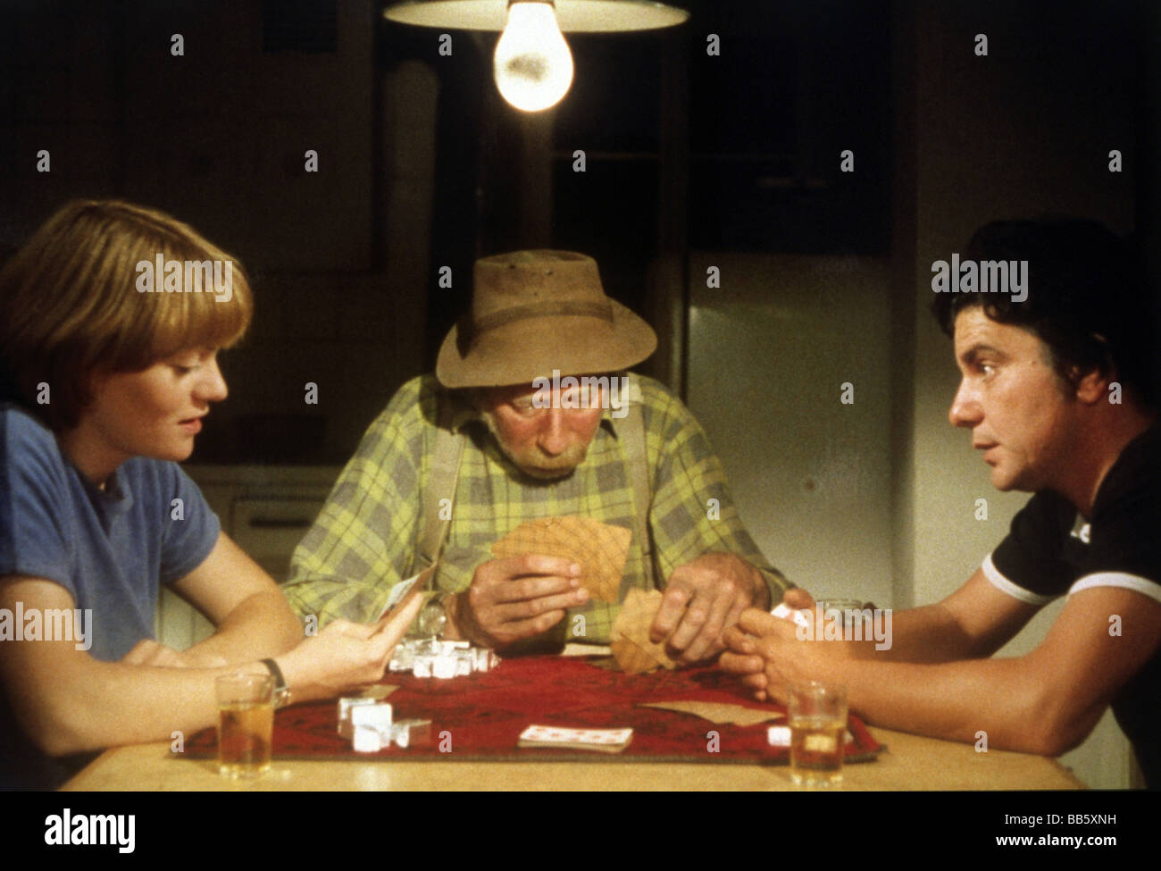 movie, 'Les Petites fugues', FRA/CHE 1979, director: Yves Yersin, scene with: Michel Robin, playing cards, gambling, conversatio Stock Photo