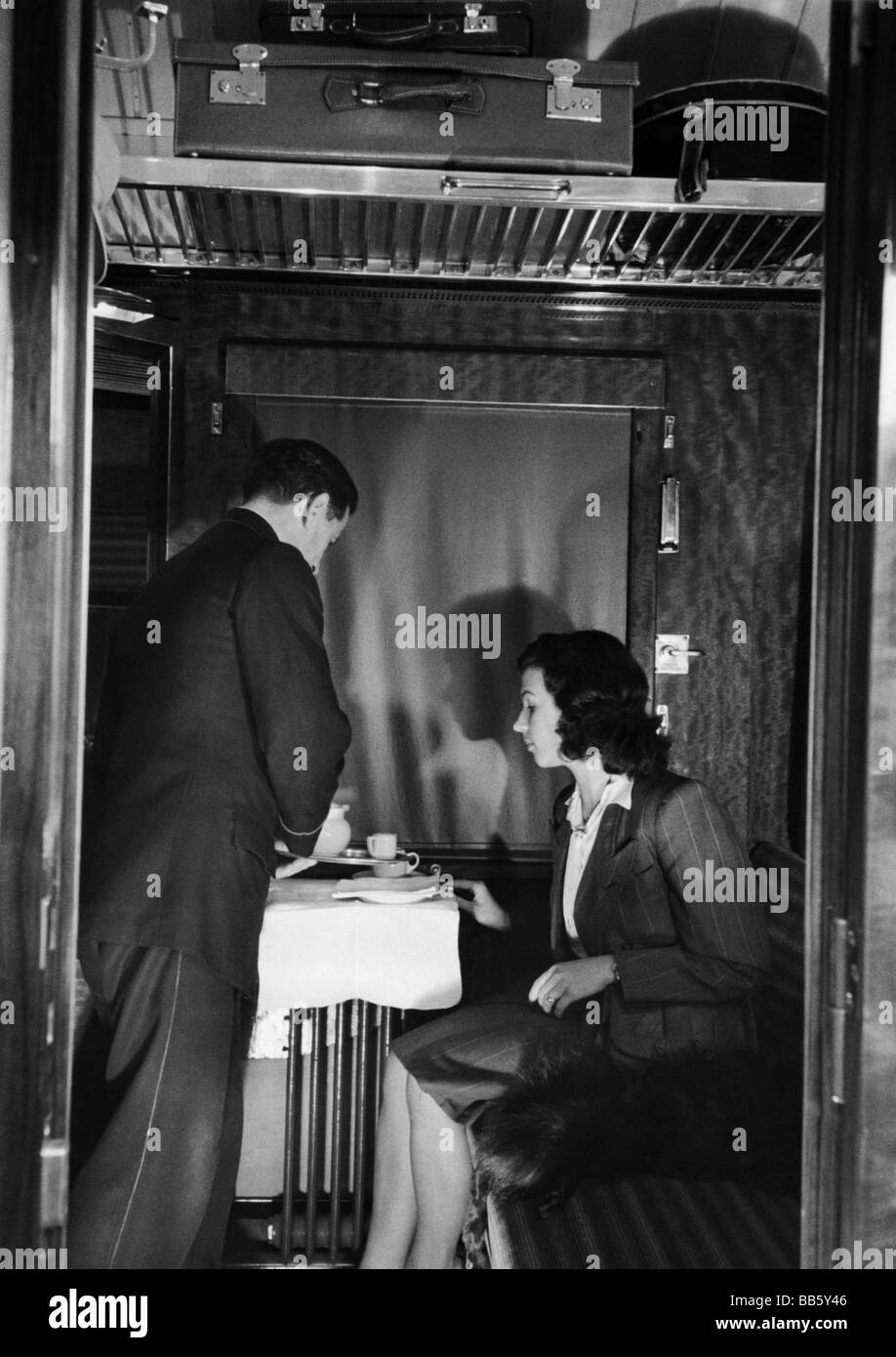 transport / transportation, railway, staff service personnel, serving