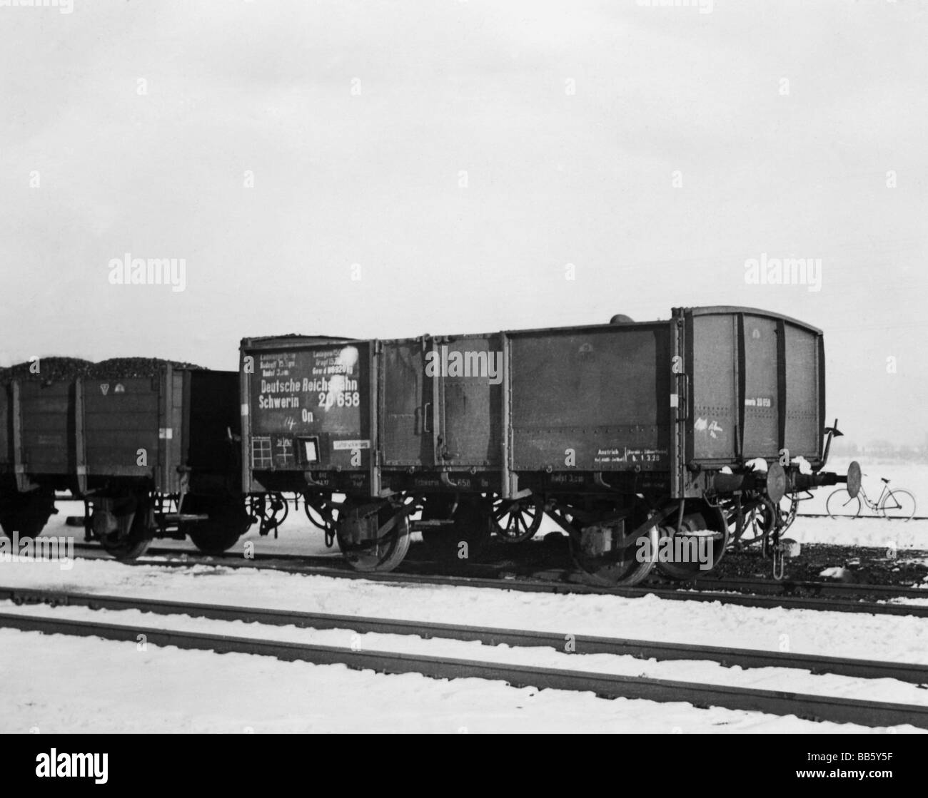 transport / transportation, railway, waggons, freight waggons, gondola, Deutsche Reichsbahn public relations, circa 1930, Stock Photo