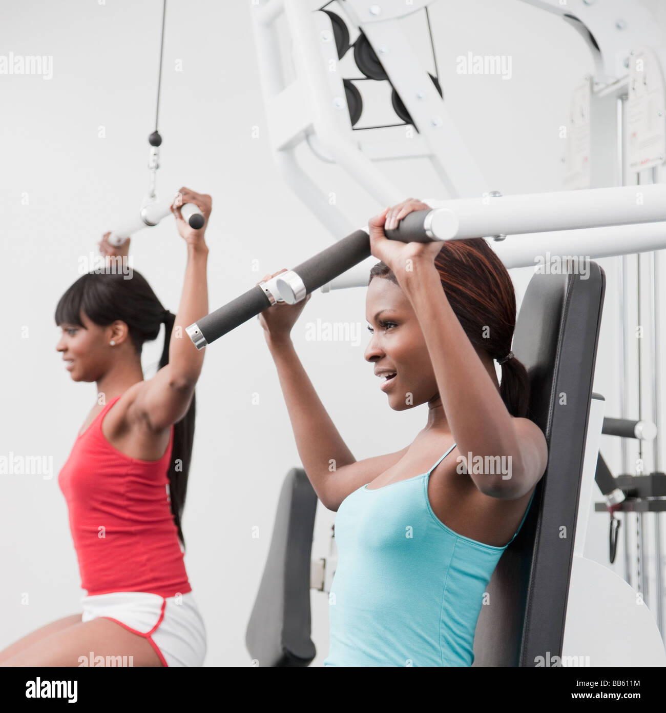 Group gym people pulling rope hi-res stock photography and images - Alamy