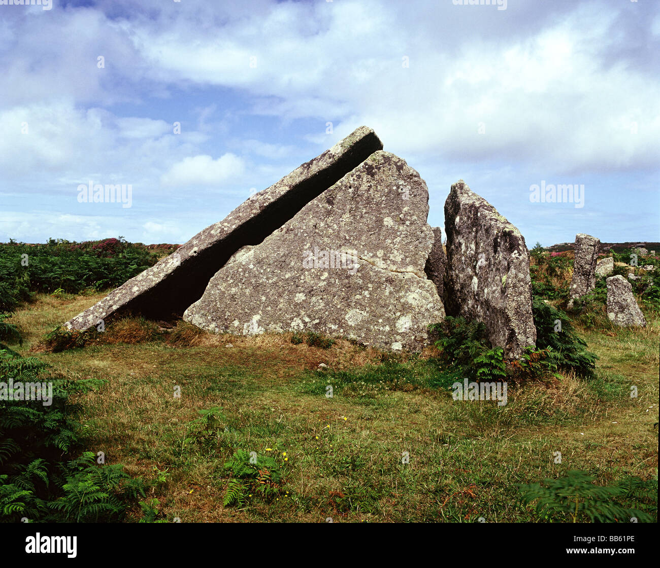 Zennor Quoit Zennor Cornwall Celtic Britain published by Orion A Neolithic tomb now runious  HOMER SYKES Stock Photo