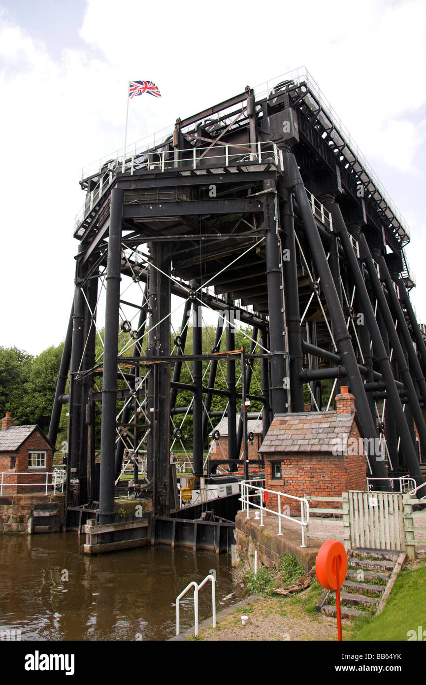 Anderton Boat Lift, Barnton near Northwich, Cheshire, UK Stock Photo