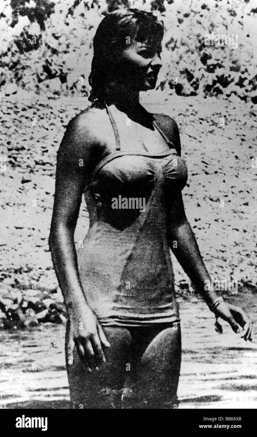 Bathing suit 1950's Black and White Stock Photos & Images - Alamy