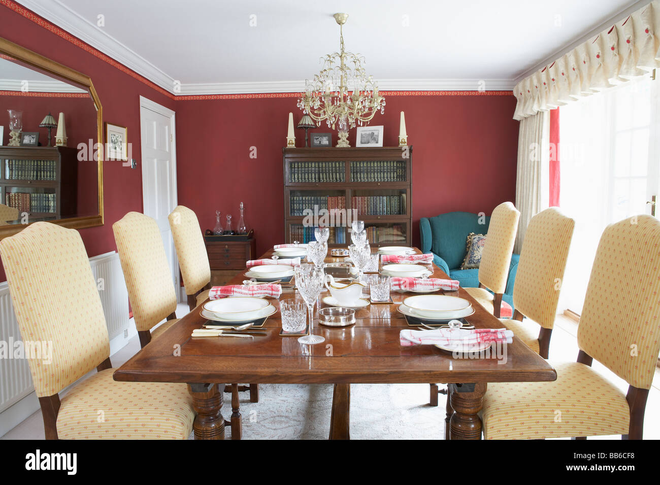 Dining table laid hires stock photography and images Alamy